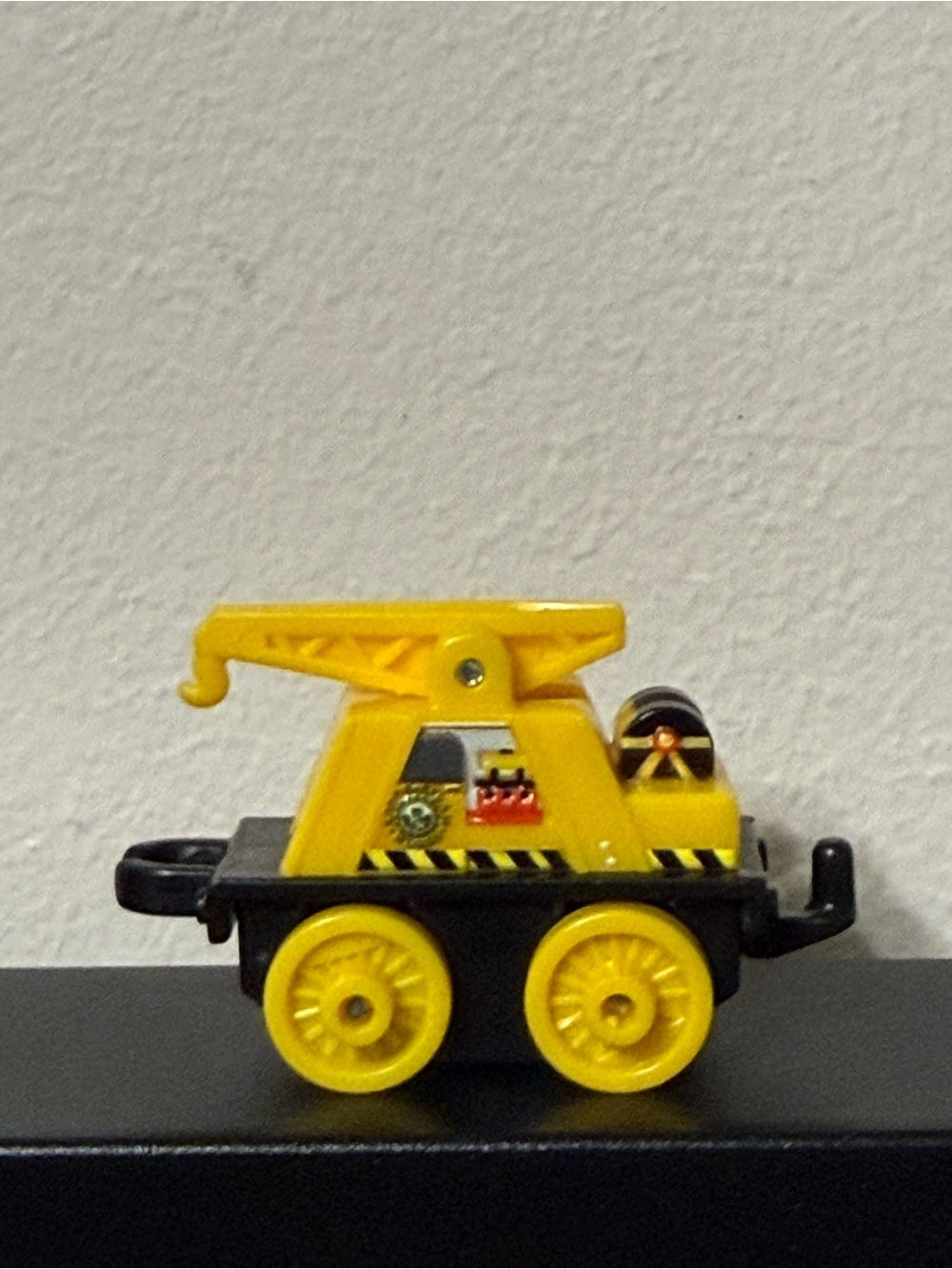 💖4/$25- Thomas & Friends MINIS Rocky Crane Car Yellow Maintenance Engine